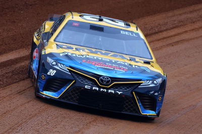 NASCAR: Hasil Kualifikasi Bristol Food City Dirt Race