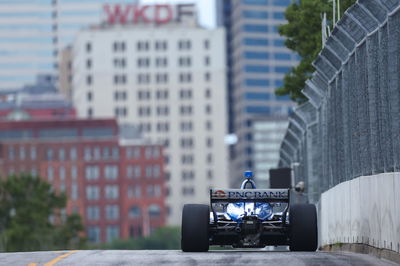 IndyCar: Dixon Mencuri Kemenangan Nashville yang Liar