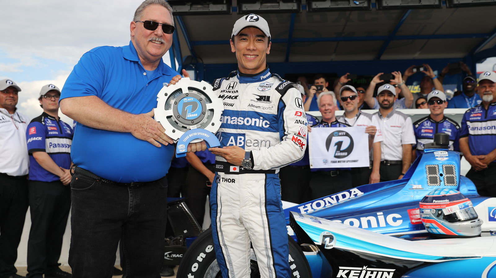 Takuma Sato rockets to DXC Technology 600 pole at Texas Motor Speedway