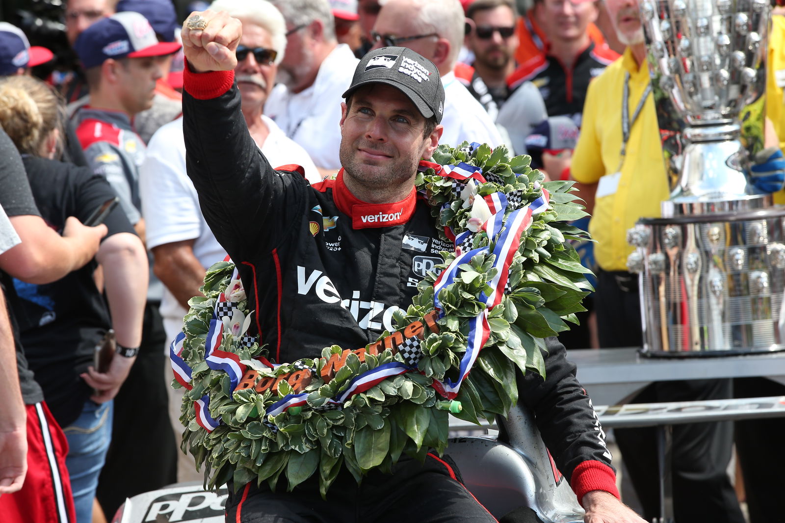Kanaan tops Carb Day ahead of Indy 500