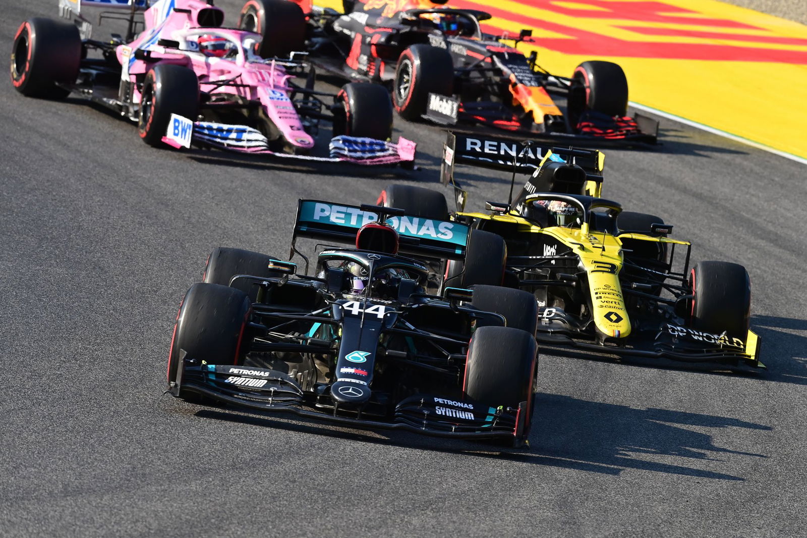 Russell ‘heartbroken’ to miss out on first F1 points