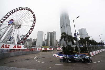 Vandoorne takes maiden Formula E pole in Hong Kong 