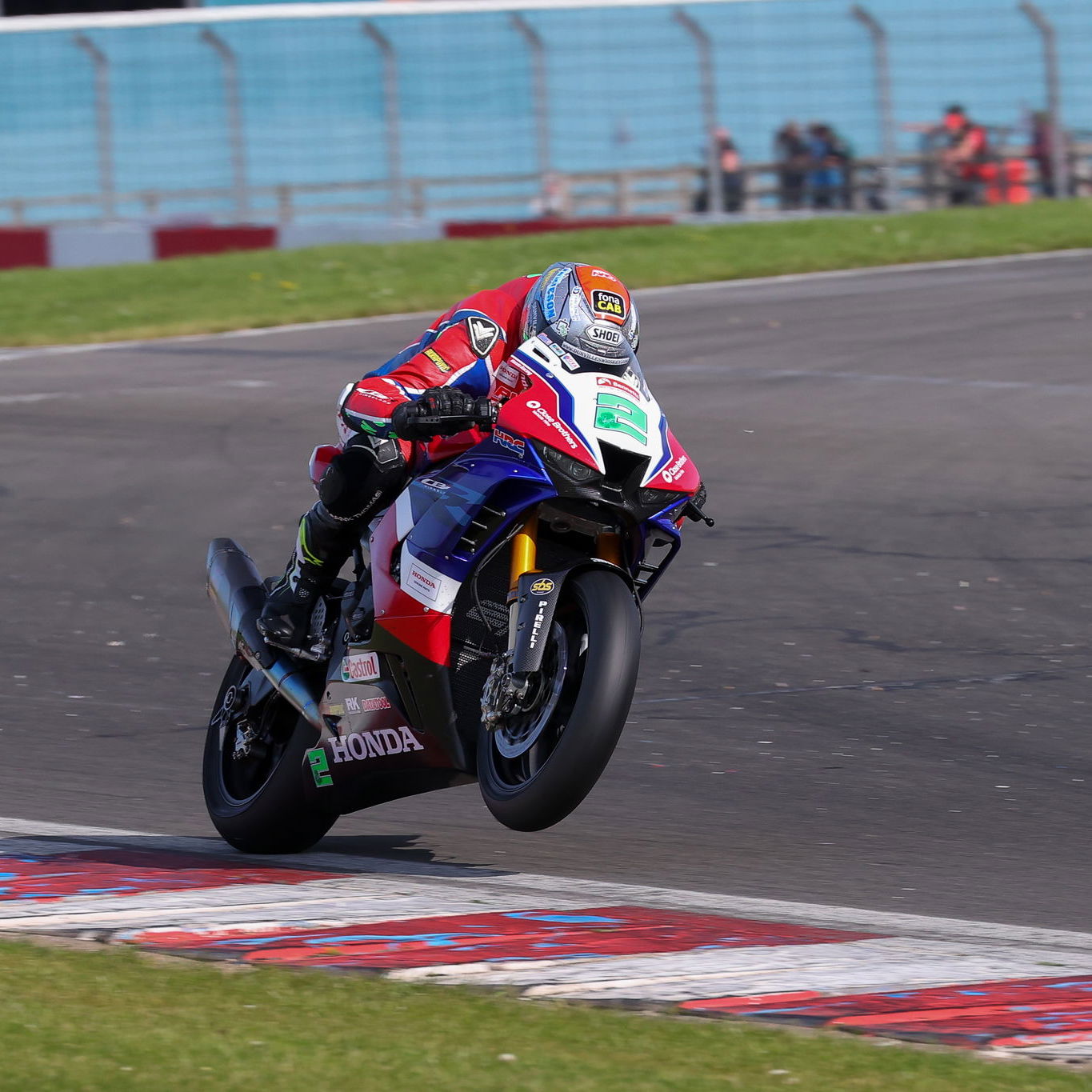 British Superbikes, Cadwell Park: Jackson kembali ke podium setelah lama ditunggu