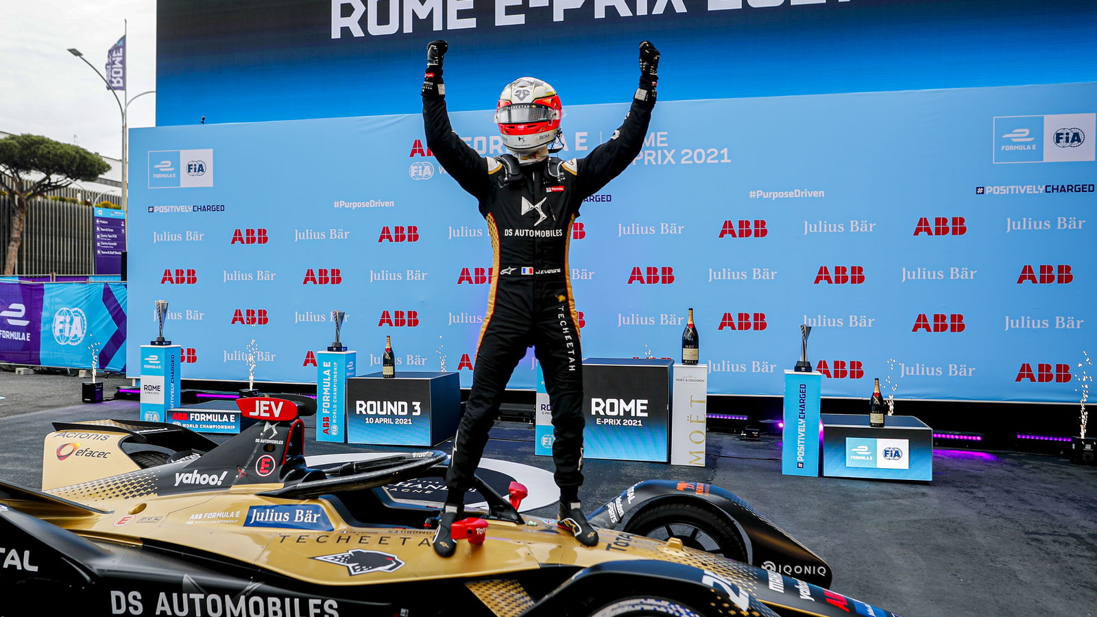 E-Prix Roma: Vergne Menangi Balapan FE yang Penuh Insiden