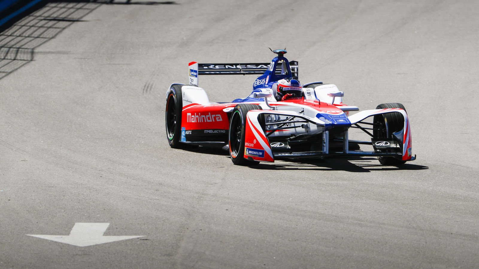 Rosenqvist storms to stunning Rome E-Prix pole 