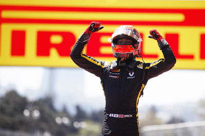 Aitken survives race of attrition for Baku F2 win