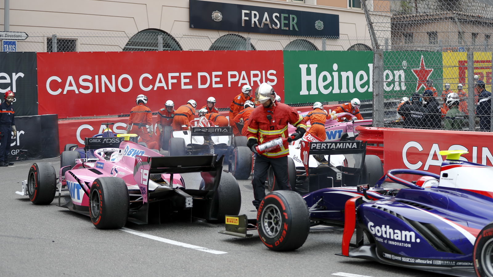 Stewards unable to fix F2 Feature Race red flag error