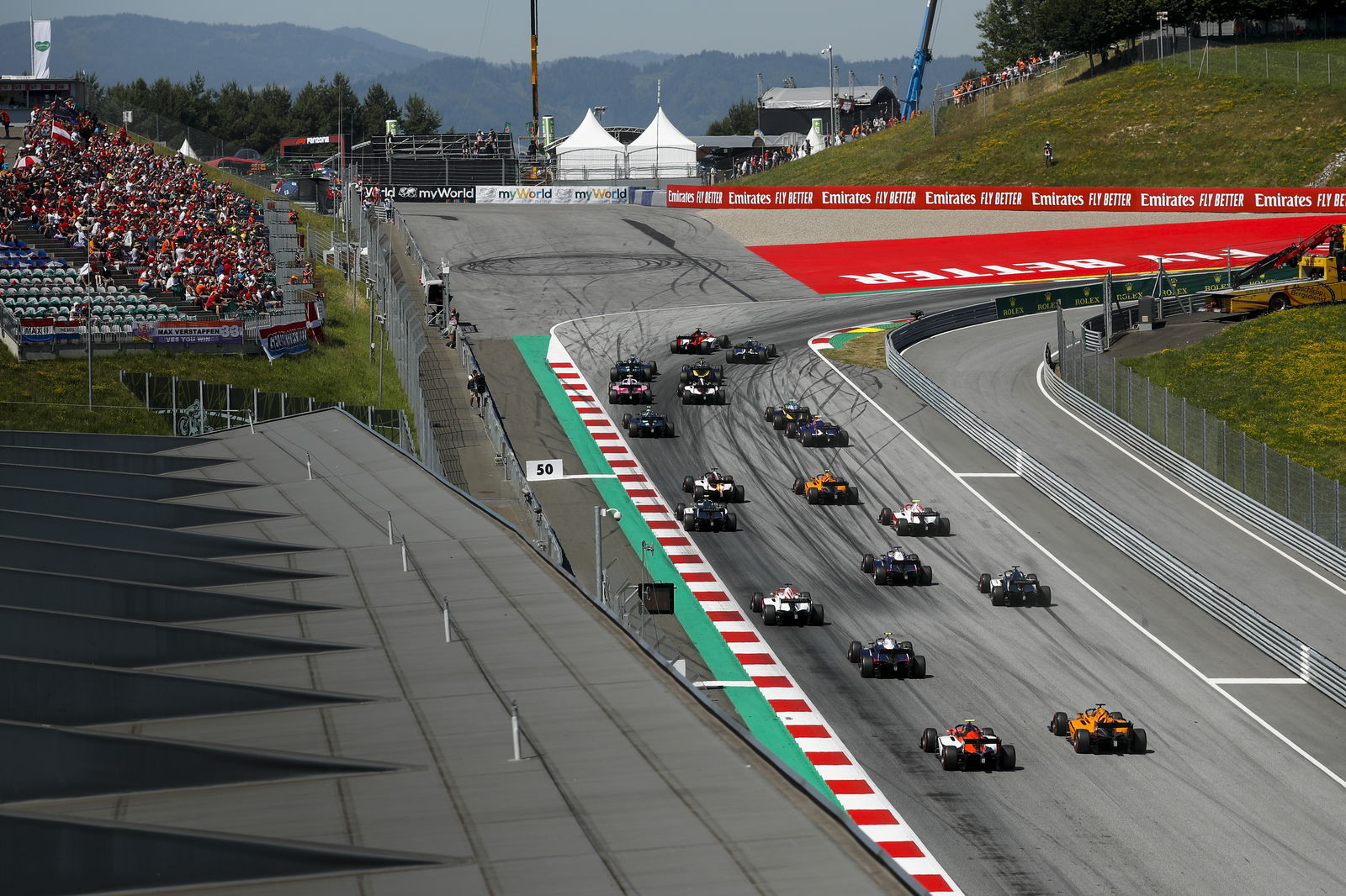Sette Camara fends off Ghiotto for Austria F2 Sprint victory
