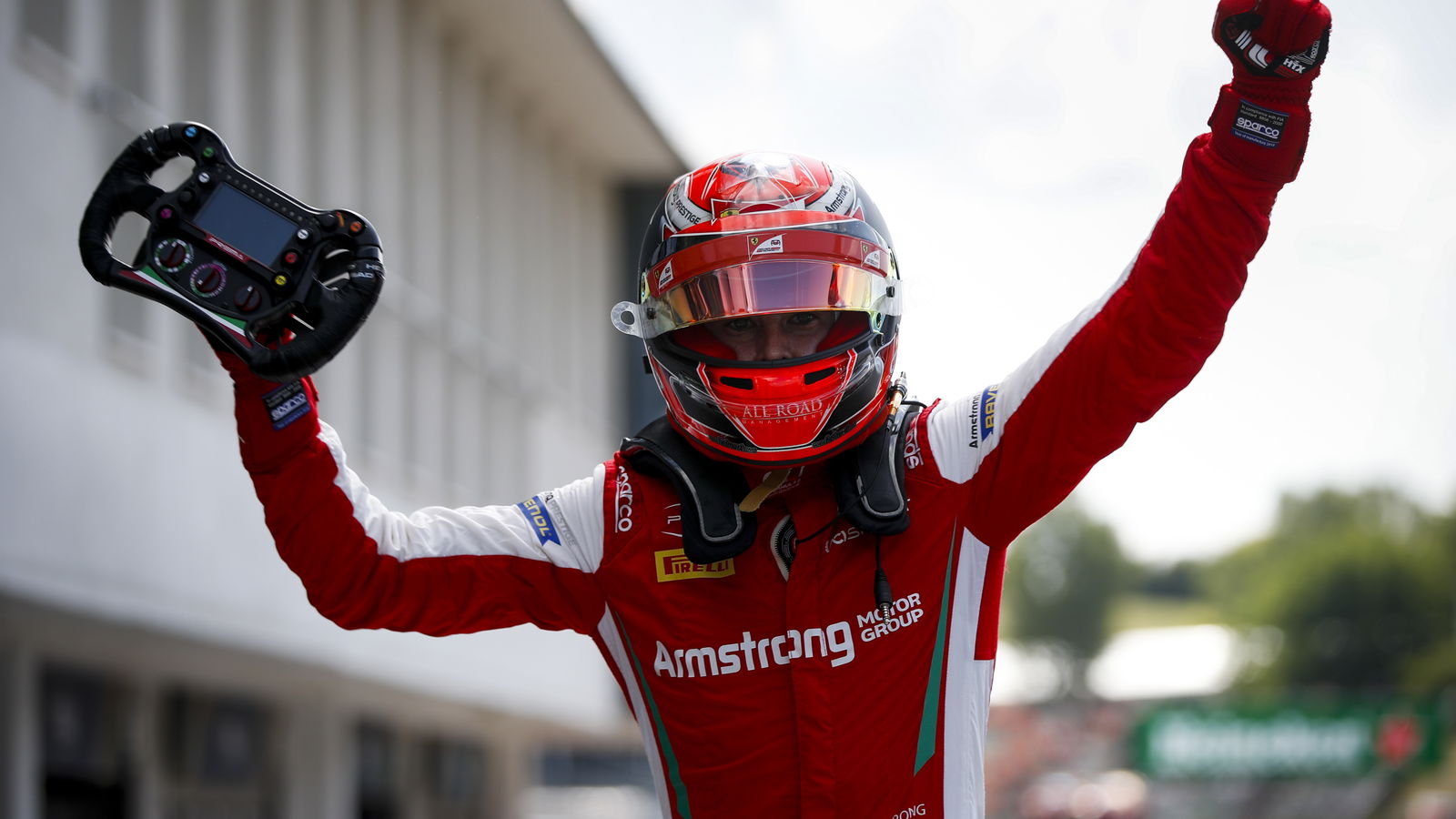 Ferrari junior Armstrong mendominasi untuk kemenangan perdana F3