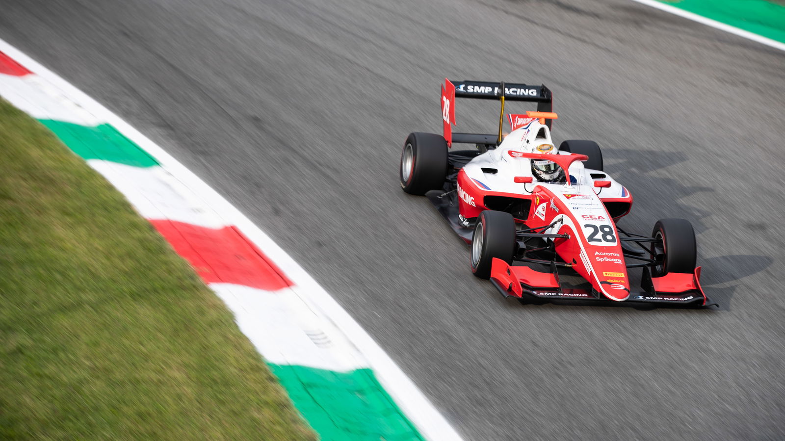 Shwartzman charges to Monza F3 win, Peroni in flying crash