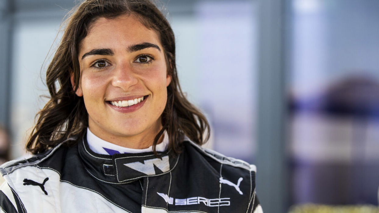 Chadwick to defend W Series title with Jenner Racing in 2022