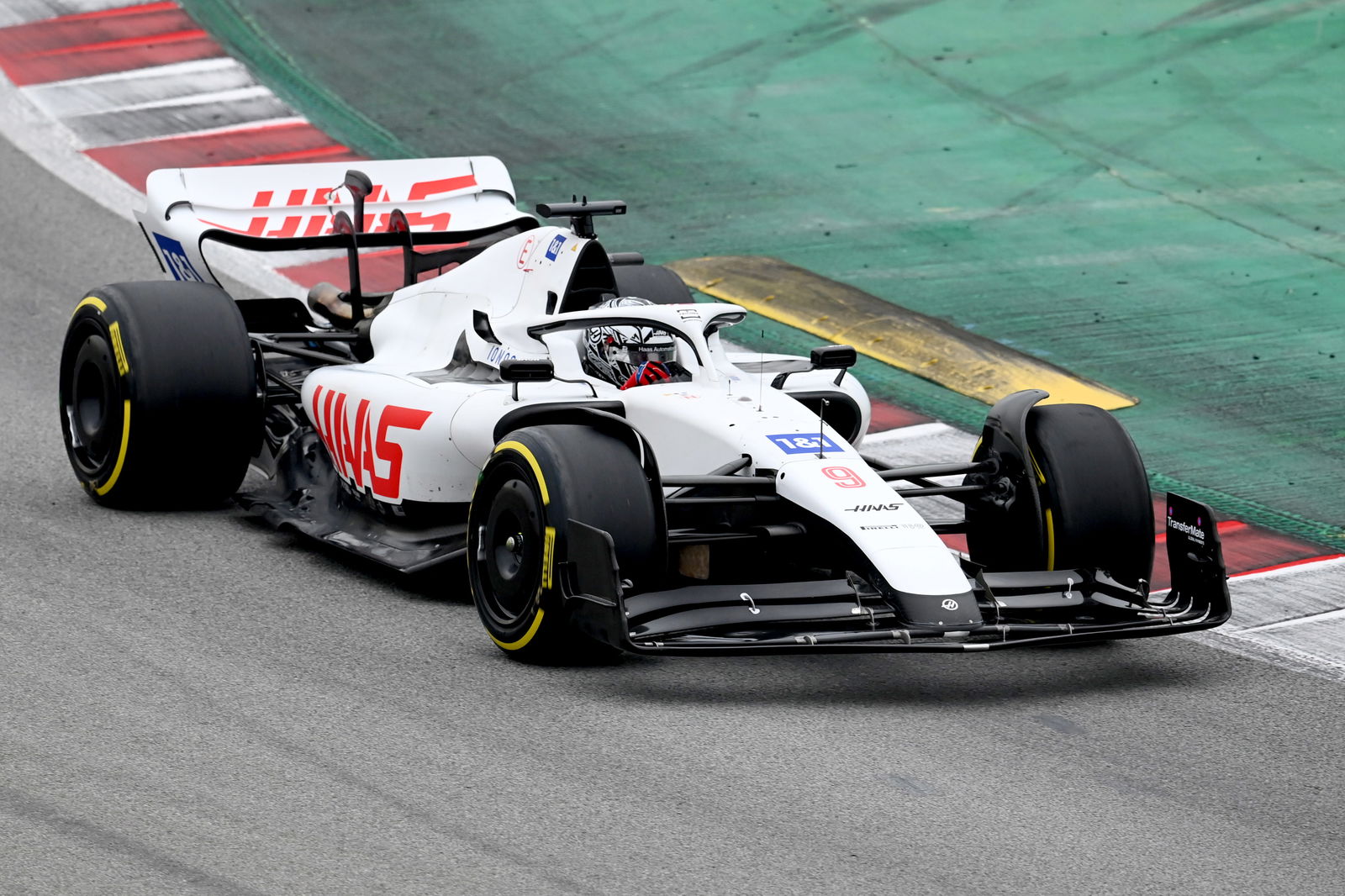 Ban on Russian athletes would be “unfair”, says ex-F1 driver Kvyat