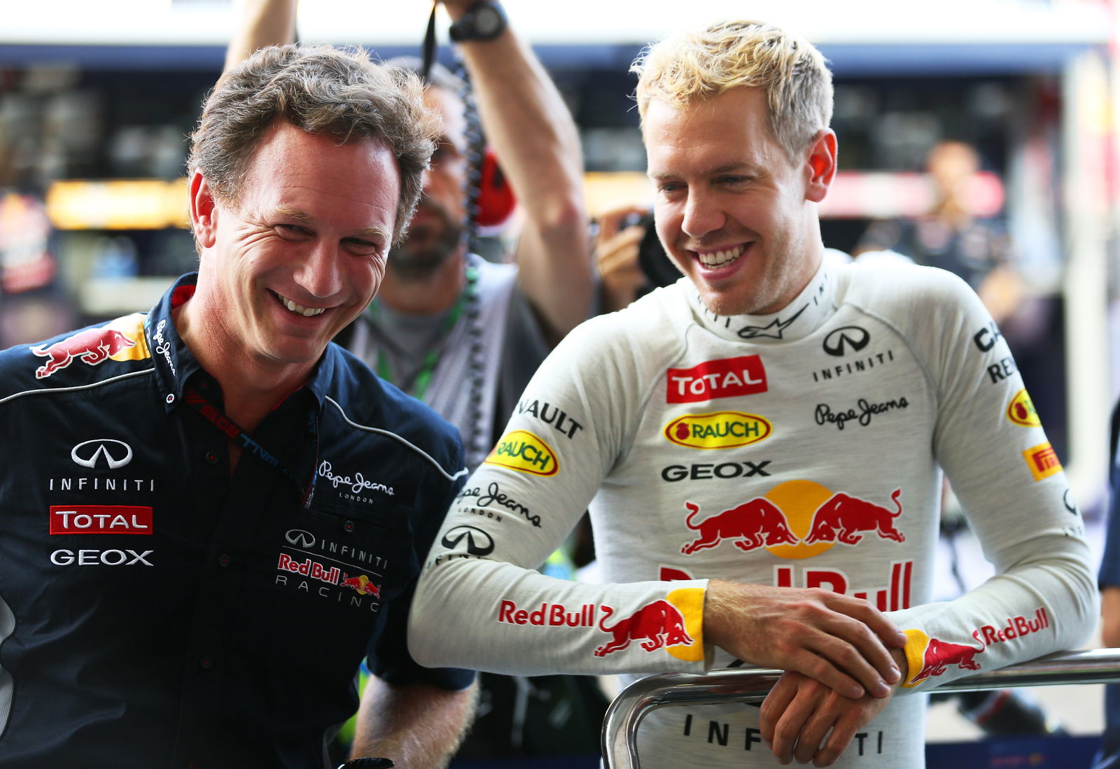 Ferrari menandatangani Sainz sebagai pengganti Vettel untuk F1 2021