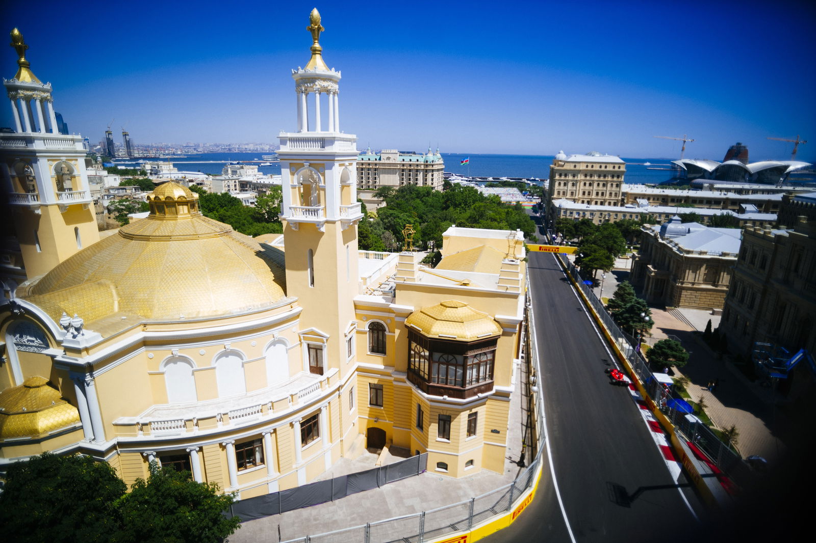 Renault looking to maintain performance with Baku upgrades 