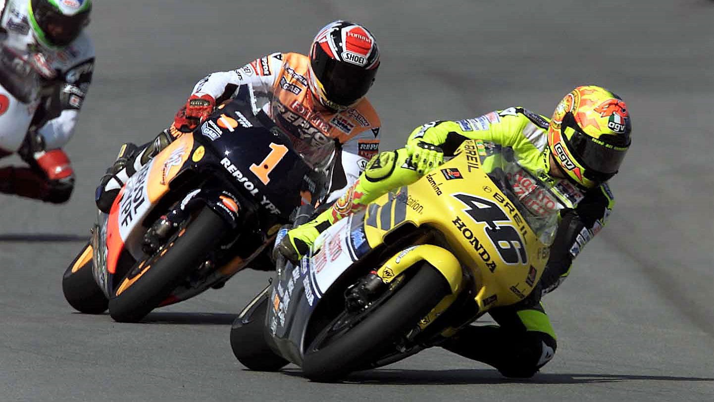 Rossi: Saya pikir 'mengapa mereka sangat lambat?'… Dan jatuh!