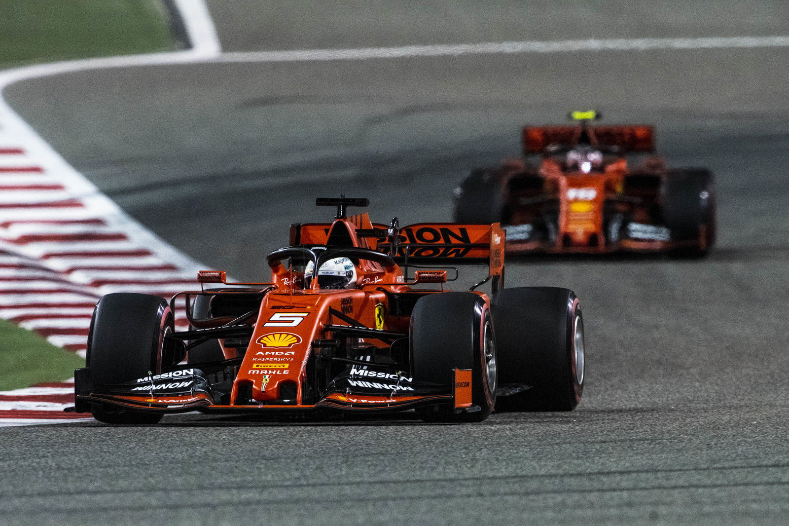 Grosjean menyerahkan grid drop tiga tempat untuk blok Norris