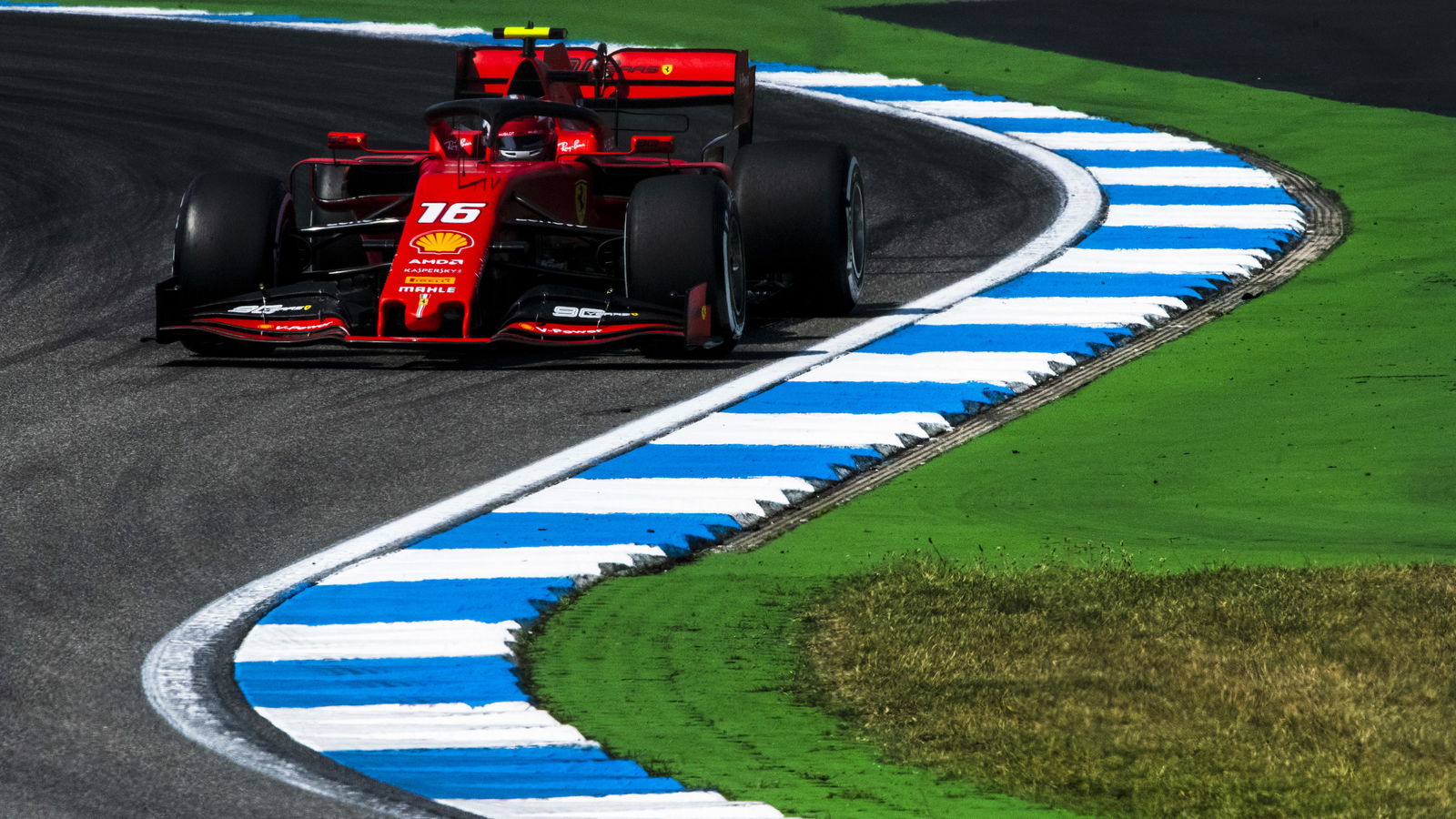 Leclerc memprediksi Mercedes-Red Bull melakukan laga balik dalam kondisi lebih sejuk