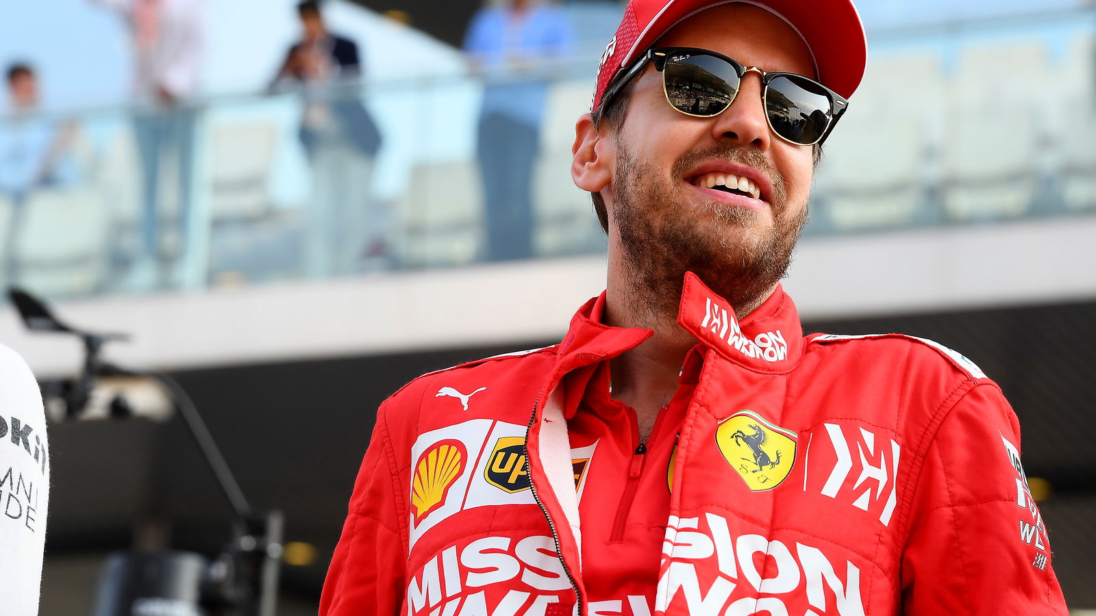 Vettel makes holiday joke in response to F1 quit rumours