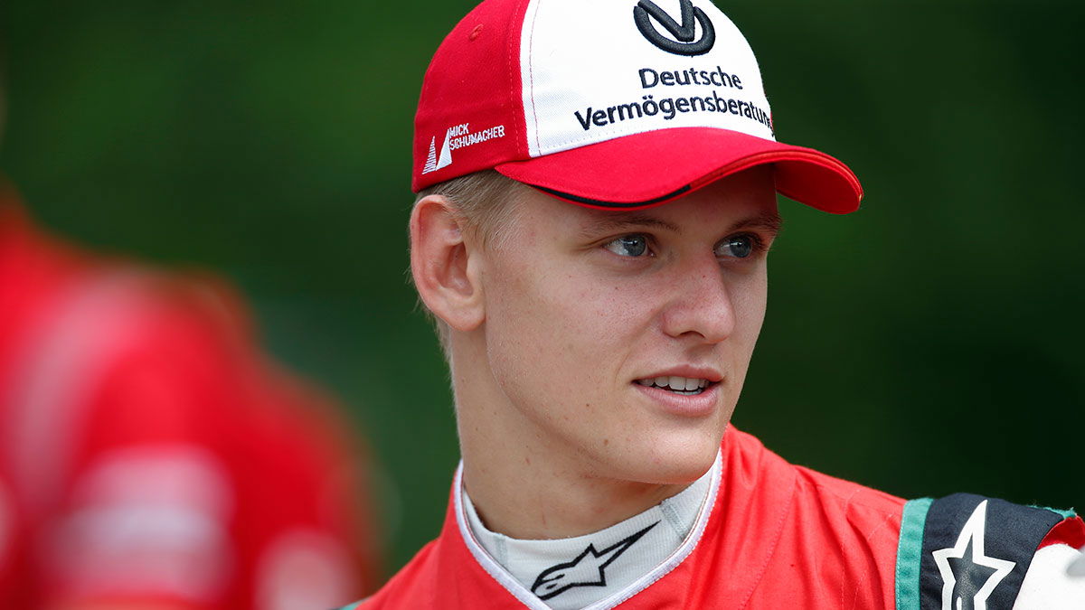 Schumacher: Mengikuti pembalap F1 terhebat yang pernah 'sulit'