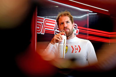 Ferrari telah memulai pembicaraan kontrak dengan 'pilihan pertama' Vettel