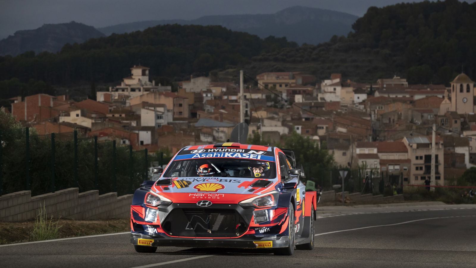 Neuville Selamat dari Masalah Mekanis untuk Menangi WRC Spanyol