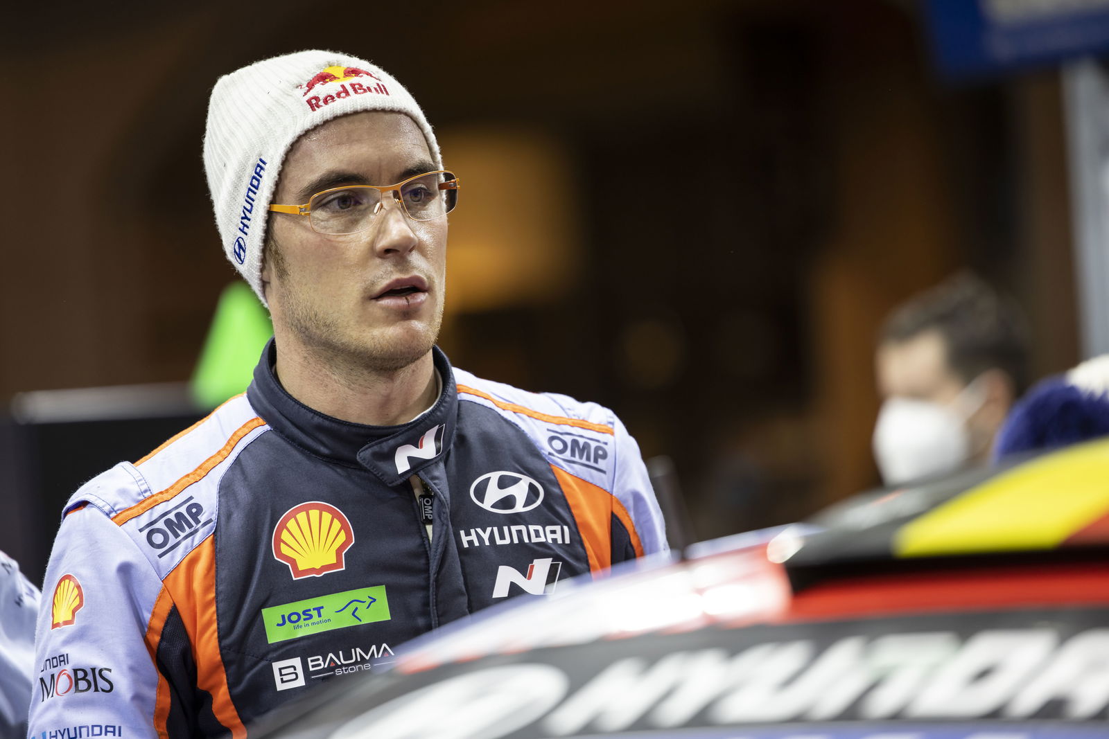 Neuville strikes late to take lead at Rally Sweden