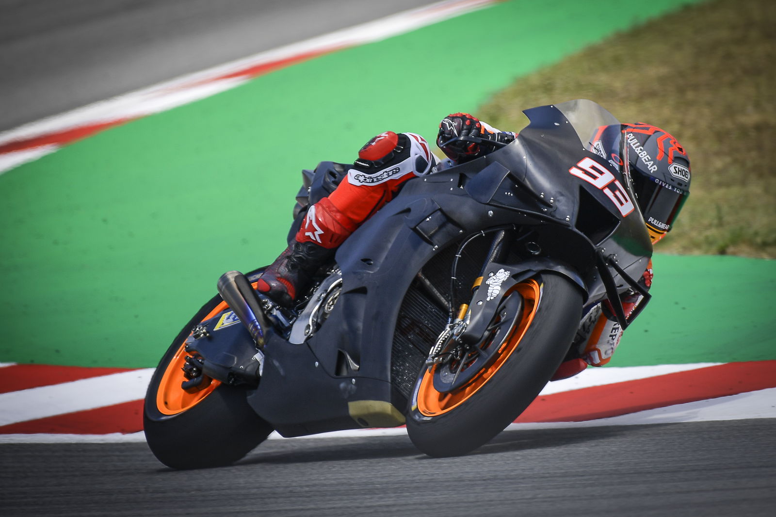 Petrucci tries new KTM chassis, top speed worries remain