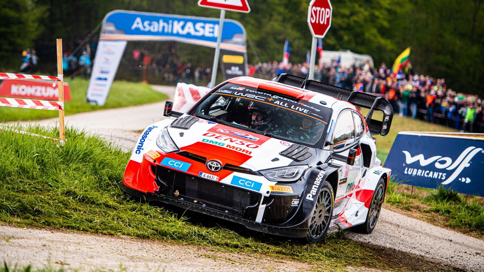 WRC Kroasia: Kesalahan Mekanik, Toyota Didenda 15.000 Euro