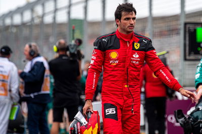 FIA Menolak Banding Ferrari Atas Penalti Sainz, ini Alasannya