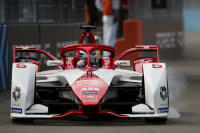 Cassidy storms to second Formula E pole position at New York City E-Prix