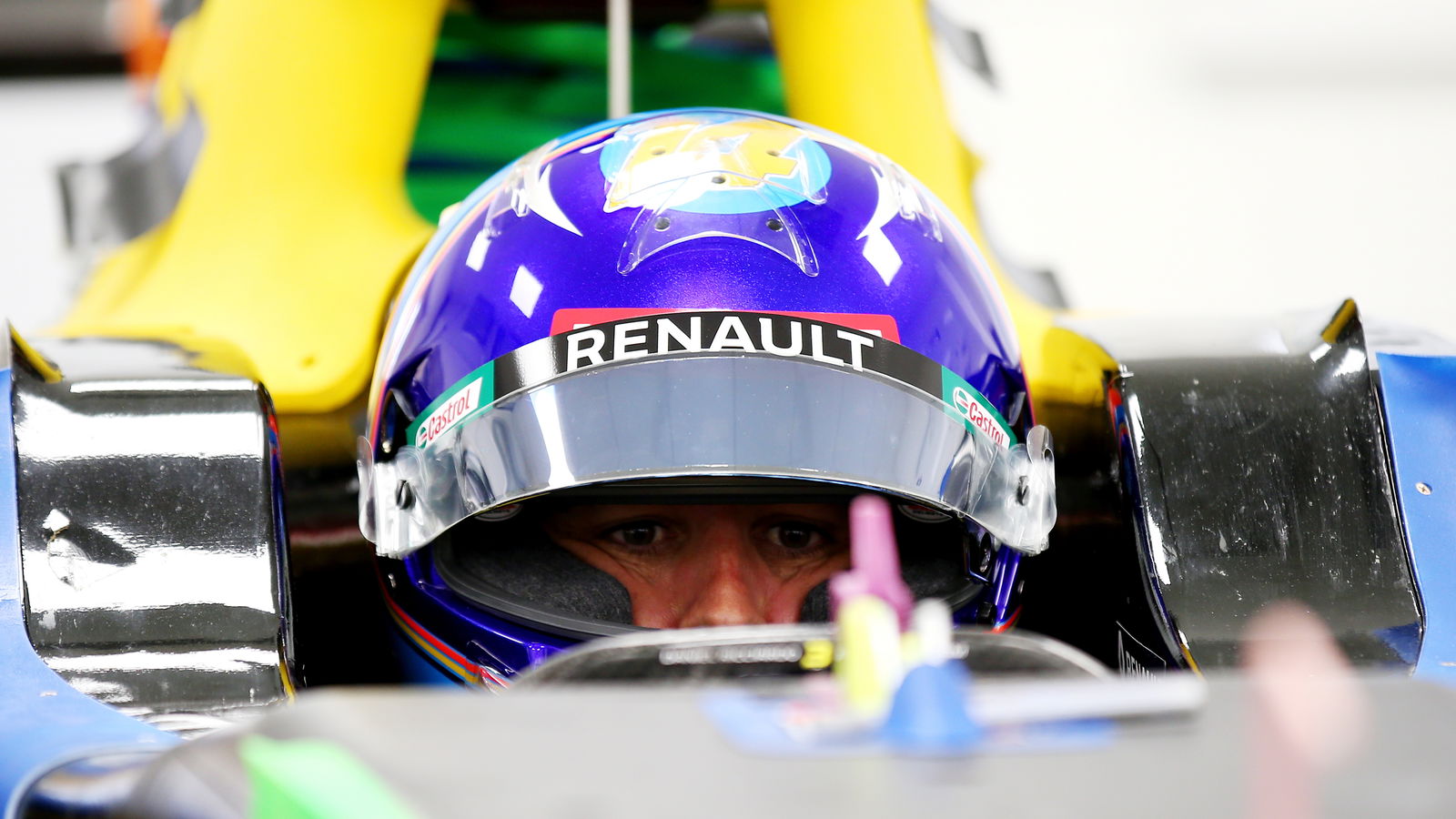 Renault mengatakan: 'Anda akan melihat Alonso beraksi' saat rencana uji coba F1 terungkap