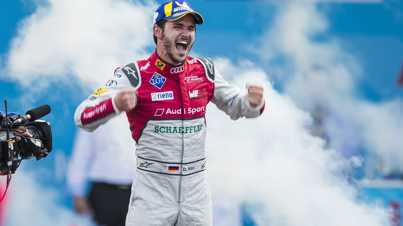 Audi menikmati kemenangan Formula E yang 