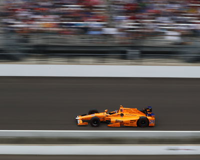 Alonso and McLaren set for Texas Motor Speedway test