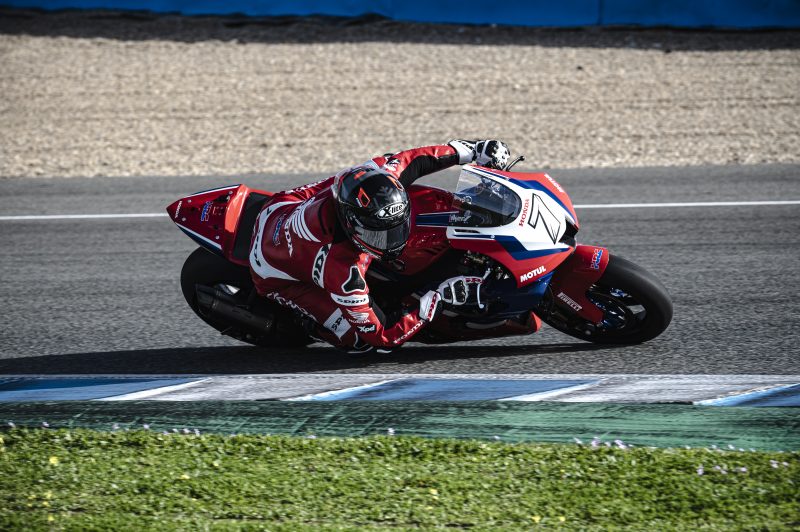 Rea Mencari 'Referensi' Kecepatan Mekawan Yamaha dan Ducati