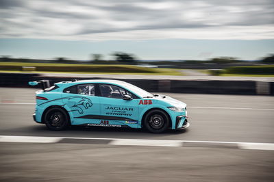 Jaguar confirms 11-car entry list for I-PACE eTROPHY opener