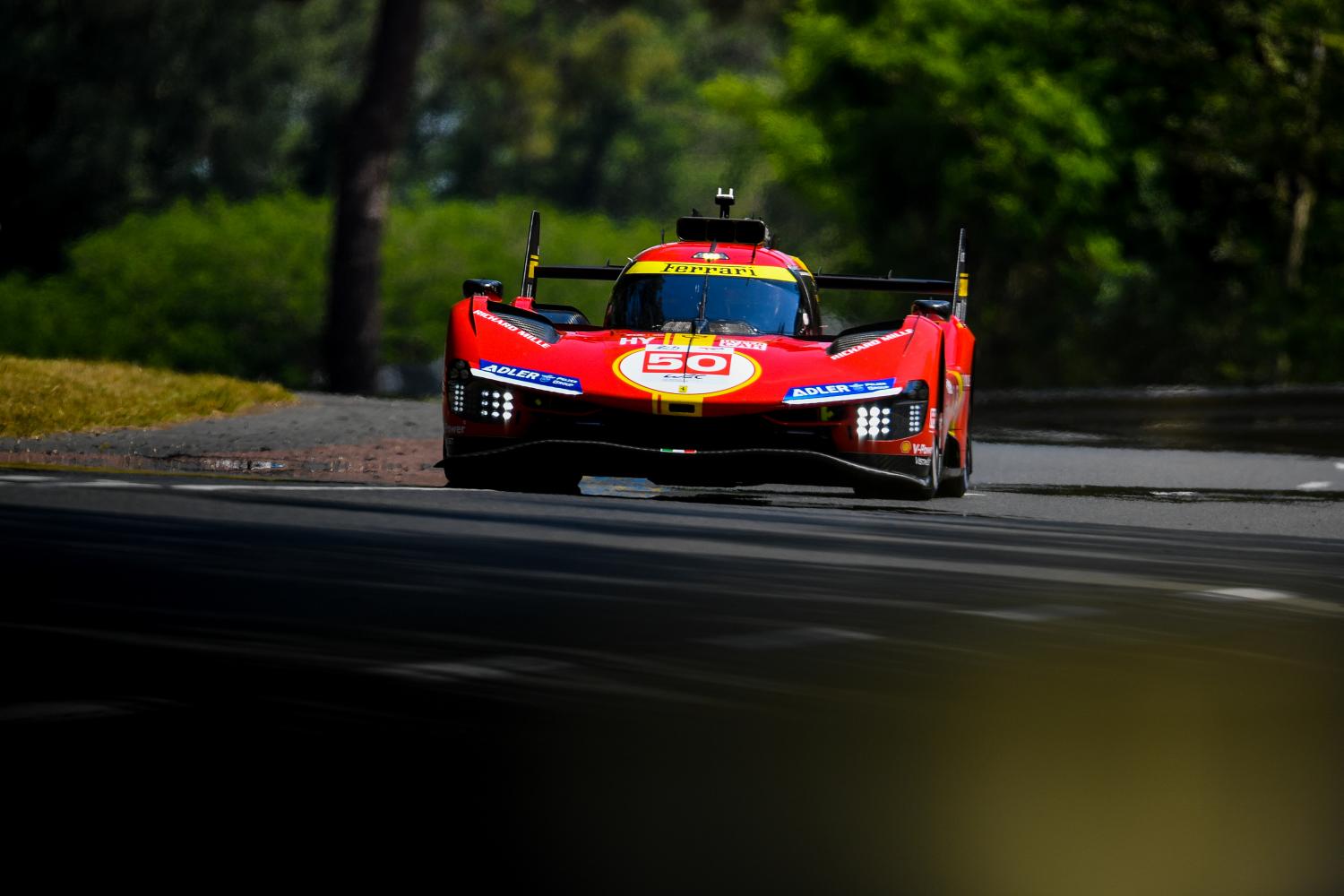 Le Mans 24 Jam 2023: Toyota Pimpin FP1 yang Penuh Aksi