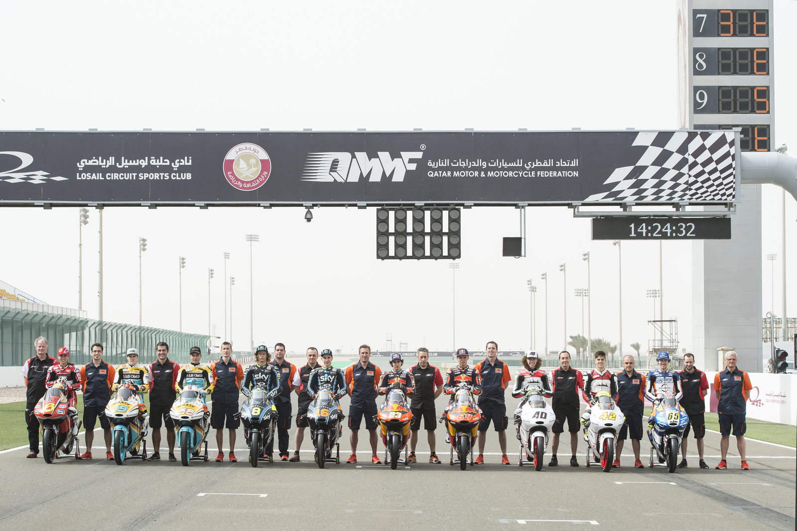 Rossi: It'd be like a Moto3 race…
