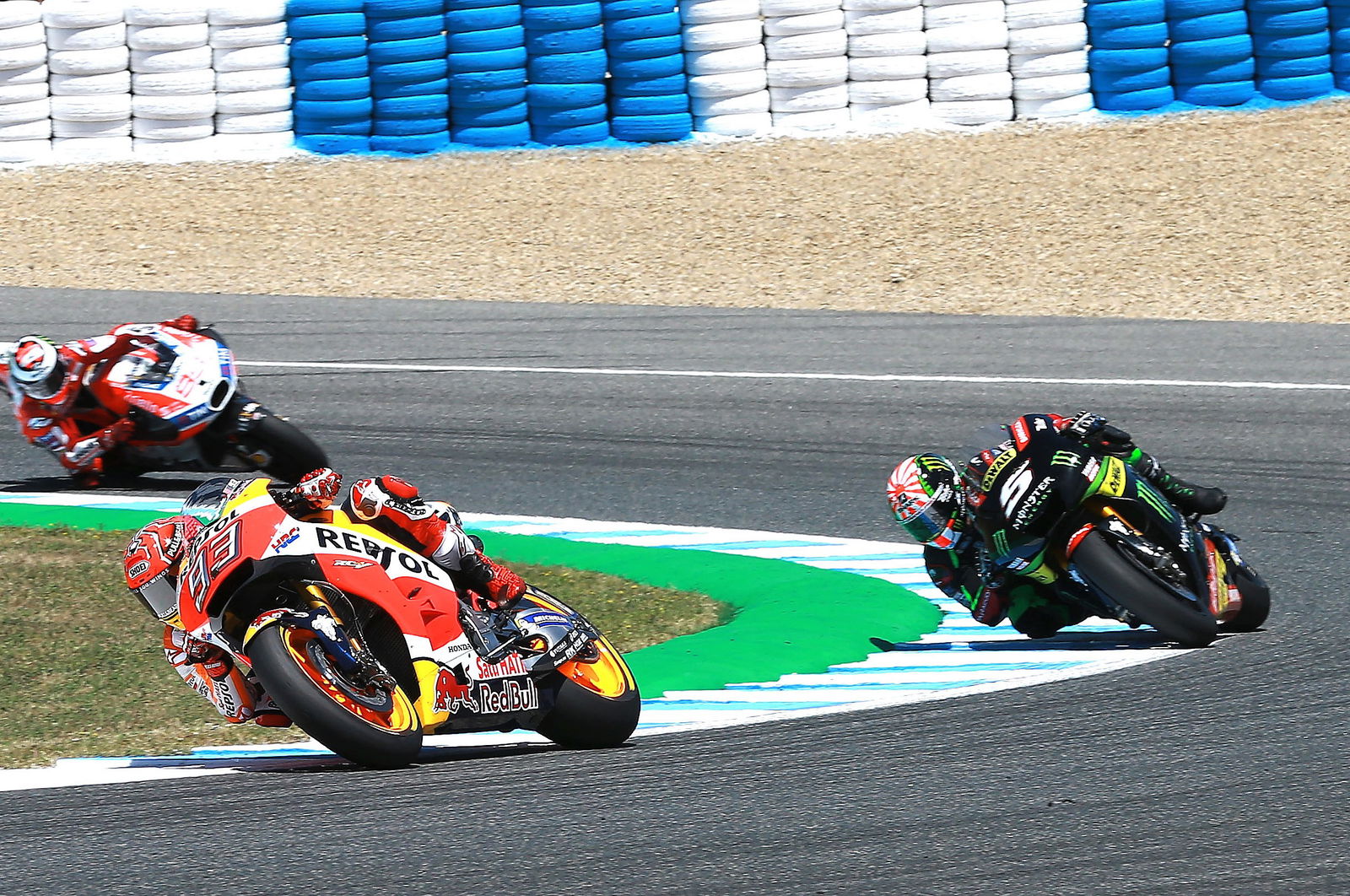 Aegerter out for Jerez with broken pelvis