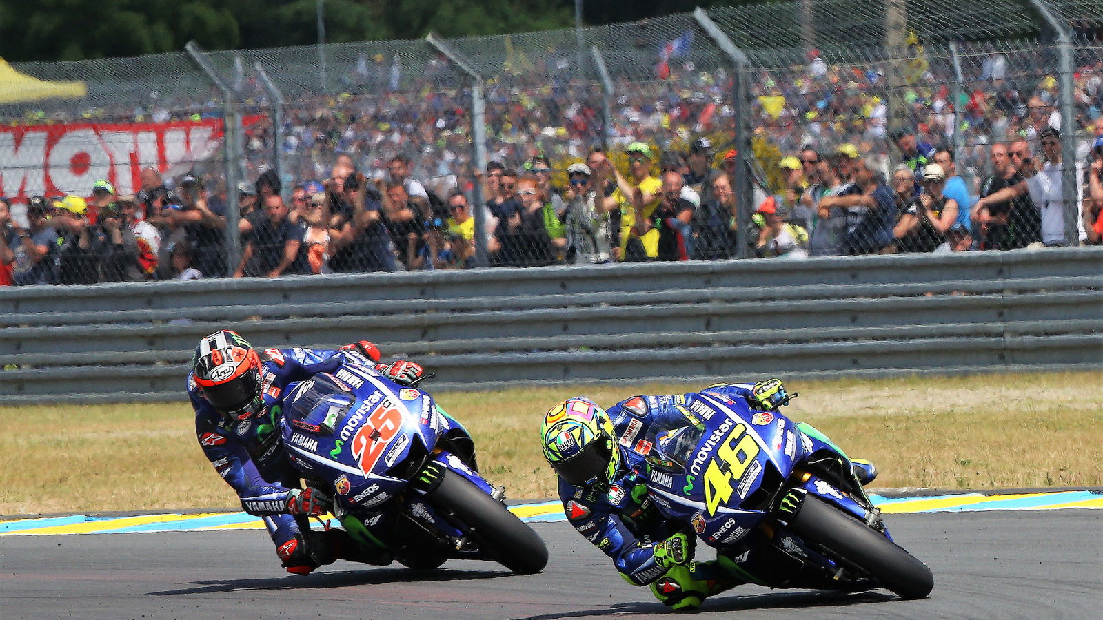 Rossi vs Vinales untuk juara ketiga