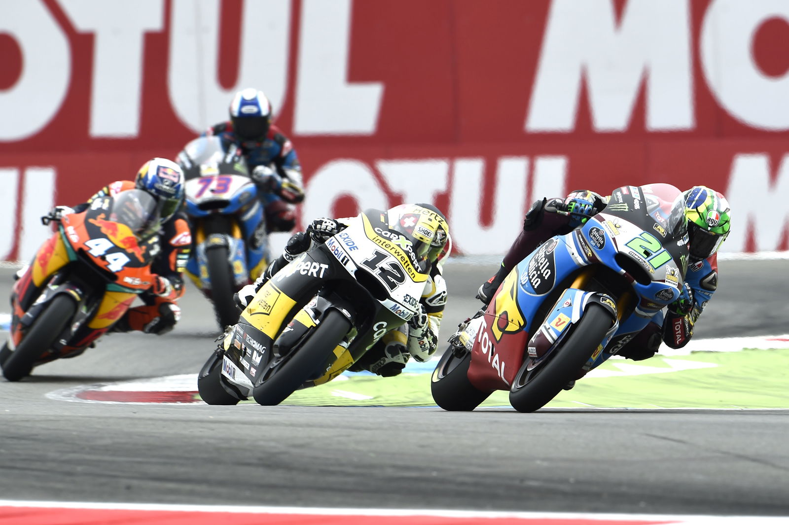 MotoGP: Oil burn, flexible aerodynamics, fuel tanks