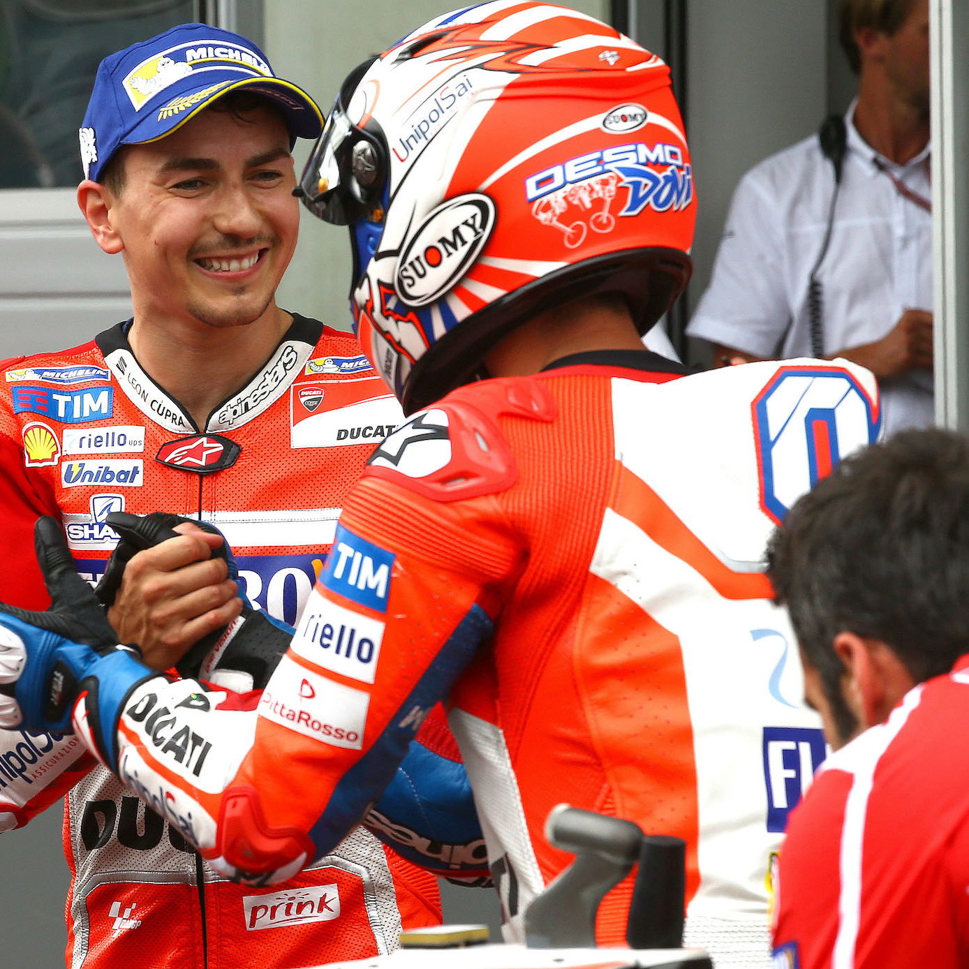 Own a signed Schwantz replica!