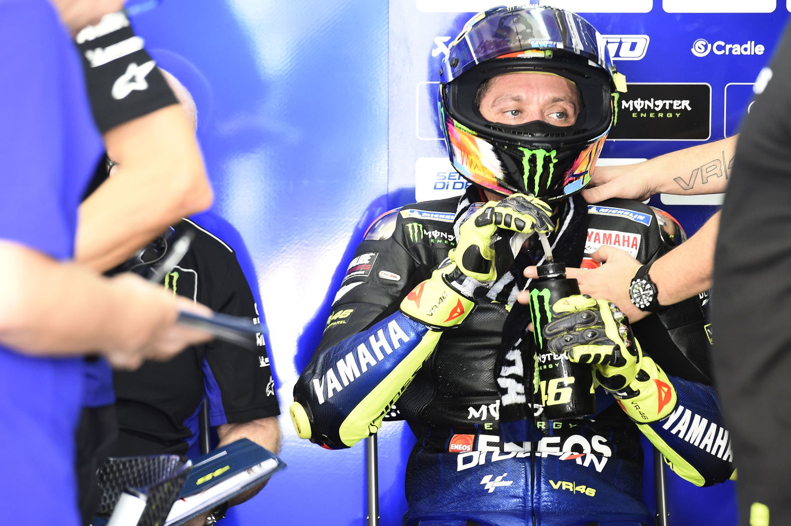 Rossi: 'Beberapa hal yang lebih besar, lebih penting'