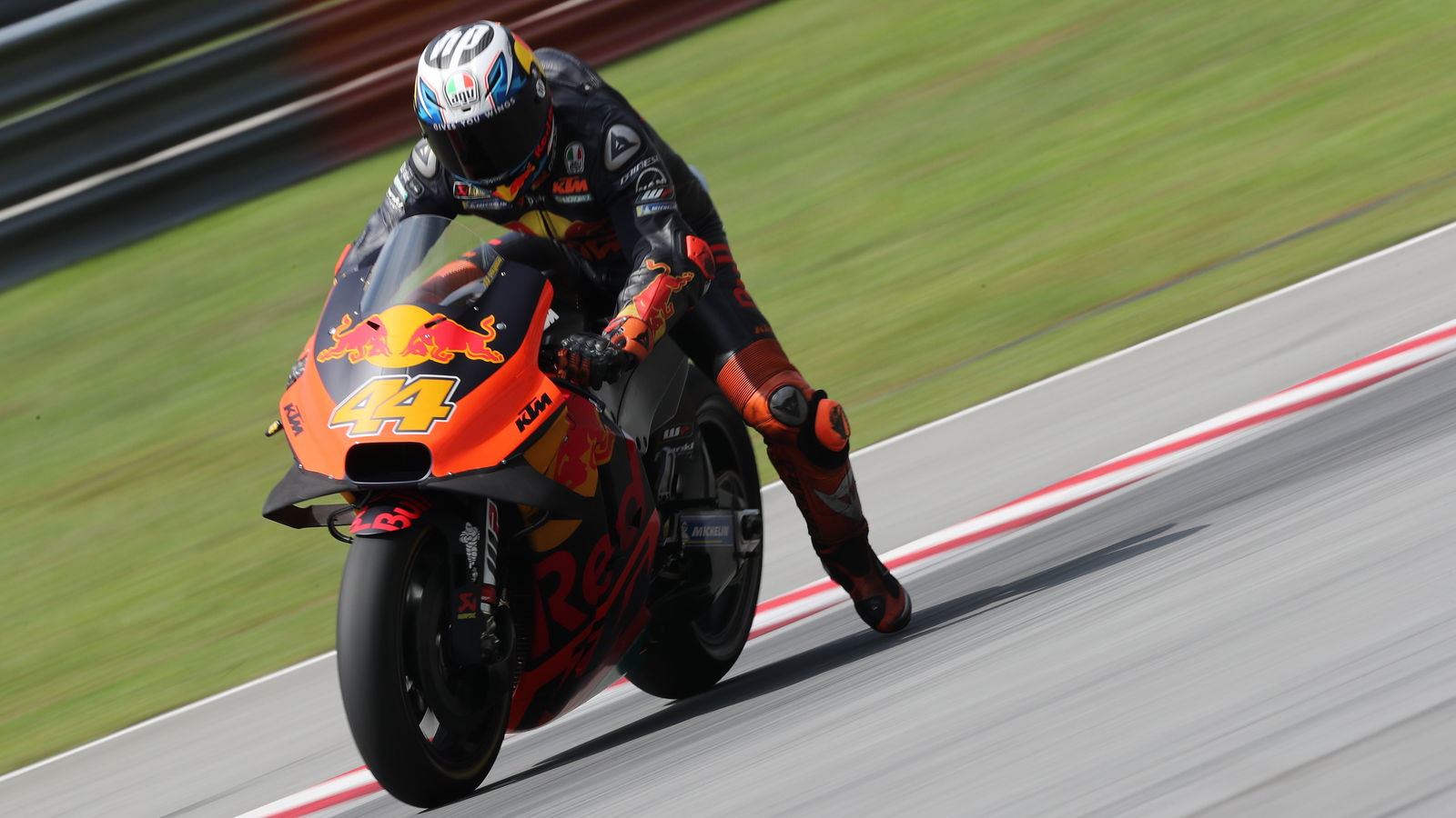Espargaro: Kecepatan balapan MotoGP KTM 'luar biasa'
