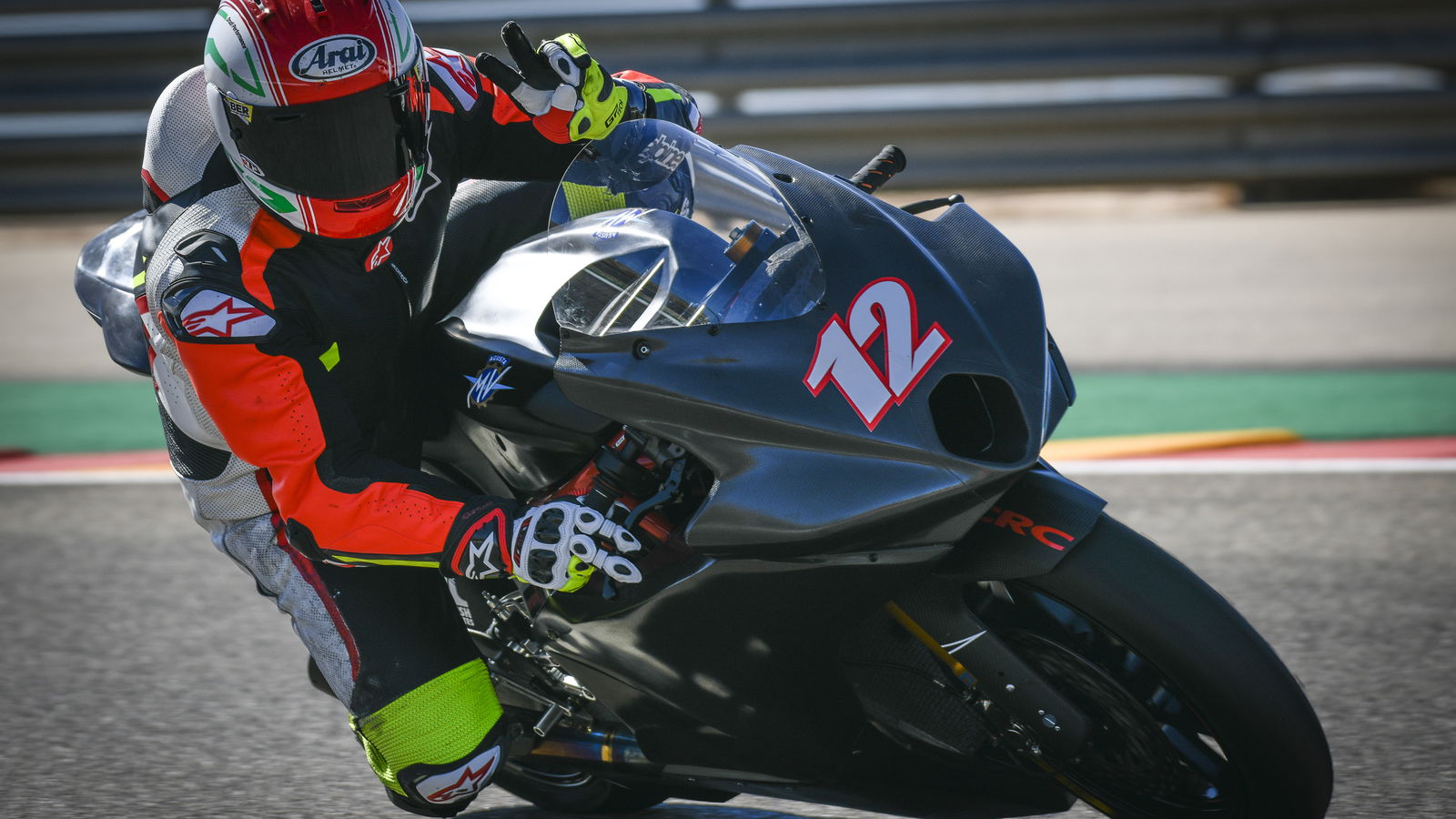 Lanzi tests MV Agusta Moto2 machine