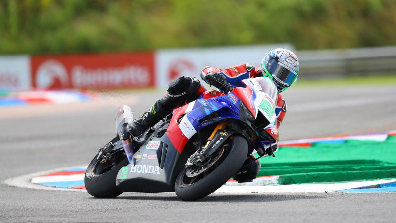 Irwin returns to form at Thruxton despite late race one crash