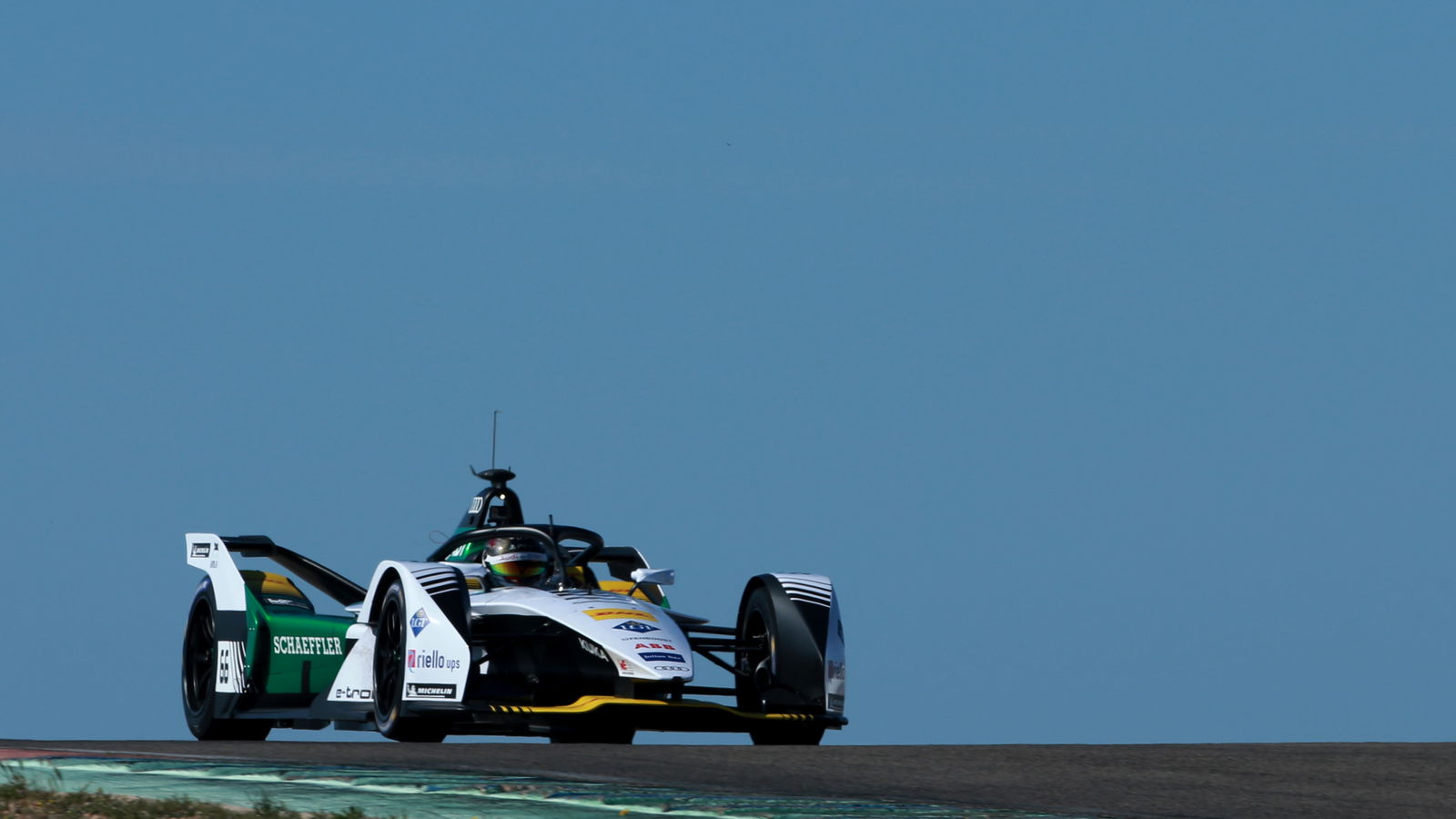 FIA mengonfirmasi daftar entri Formula E. 11 tim