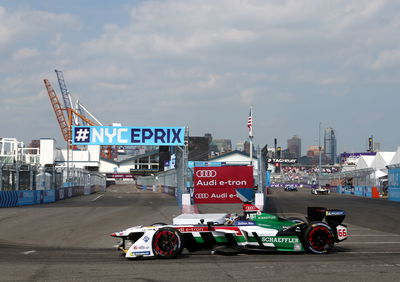 Vergne memenangkan final New York FE saat Audi merebut gelar tim