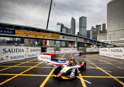 Bird edges Lotterer for Hong Kong FE win after contact