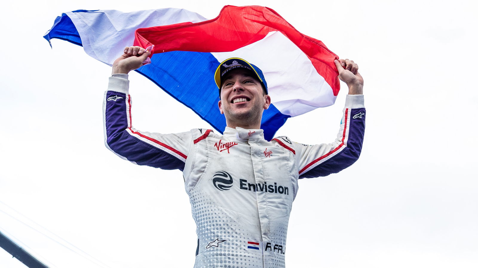 Frijns takes maiden Formula E win in rain-hit Paris E-Prix