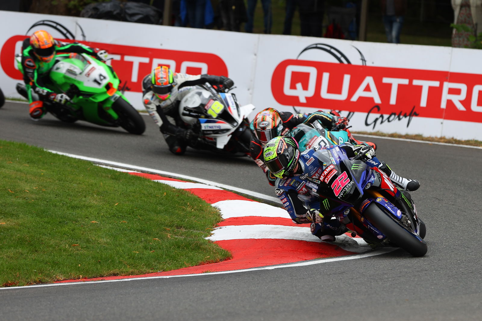 Van Sikkerlerus stays with MPM Yamaha for 2022 British Supersport season